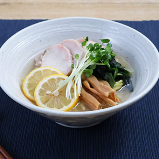 ゆずとレモンの塩ラーメン