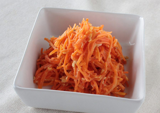 塩こうじにんじんしりしり