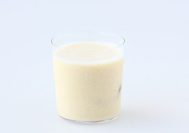 バナナフラッペ豆乳甘酒